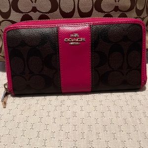 Coach wallet